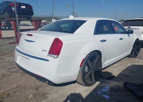 2018 Chrysler 300 Limited из США, поврежденный, VIN 2C3CCAEG9JH291972